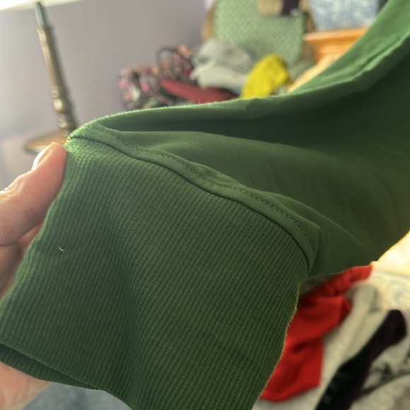 CuddlDuds crossover LS top, forest green,3x - Picture 5 of 8